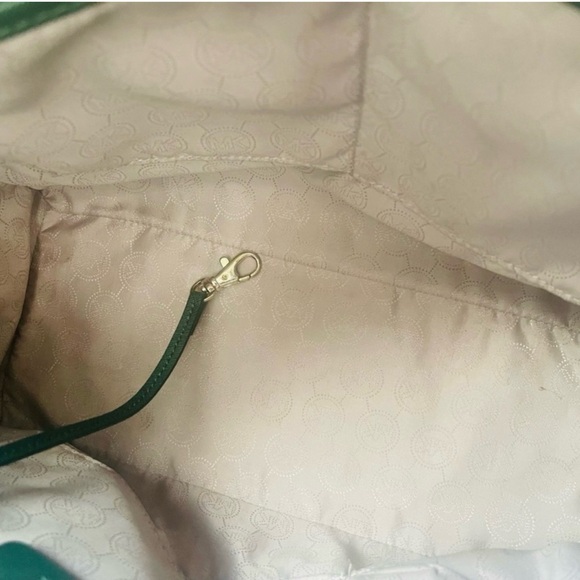 Michael Kors Selma Tote Size L - Picture 12 of 15